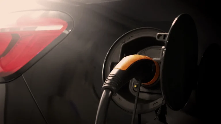 Elektrische Auto koppelen met Chargee