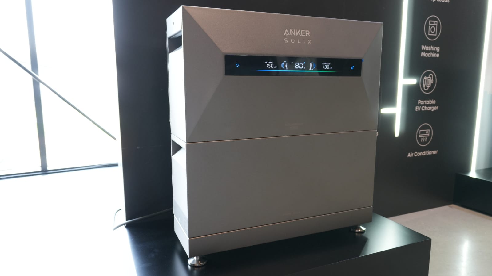 Anker SOLIX Solarbank MAX AC