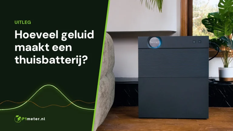 HYXI Halo thuisbatterij naast een bank in de woonkamer