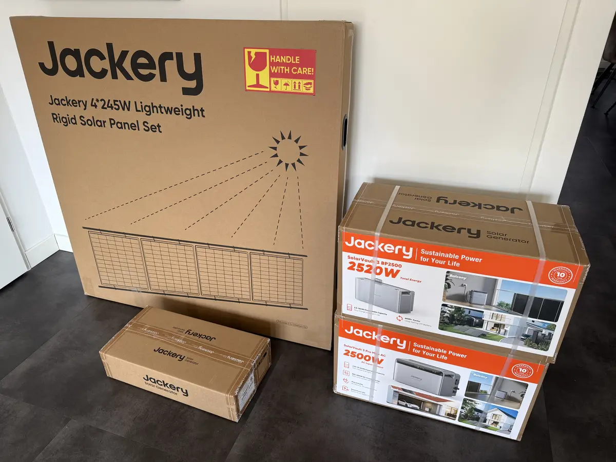Jackery SolarVault 3 Pro Max AC Unboxing