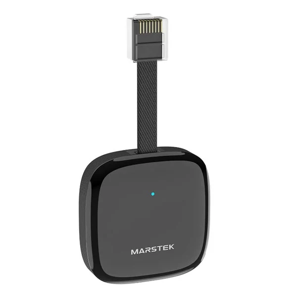Marstek P1 Meter CT003 in de nieuwe uitvoering: hoogglans behuizing met MARSTEK-opdruk, blauw statuslampje en een platte gevlochten P1-kabel met RJ12-stekker